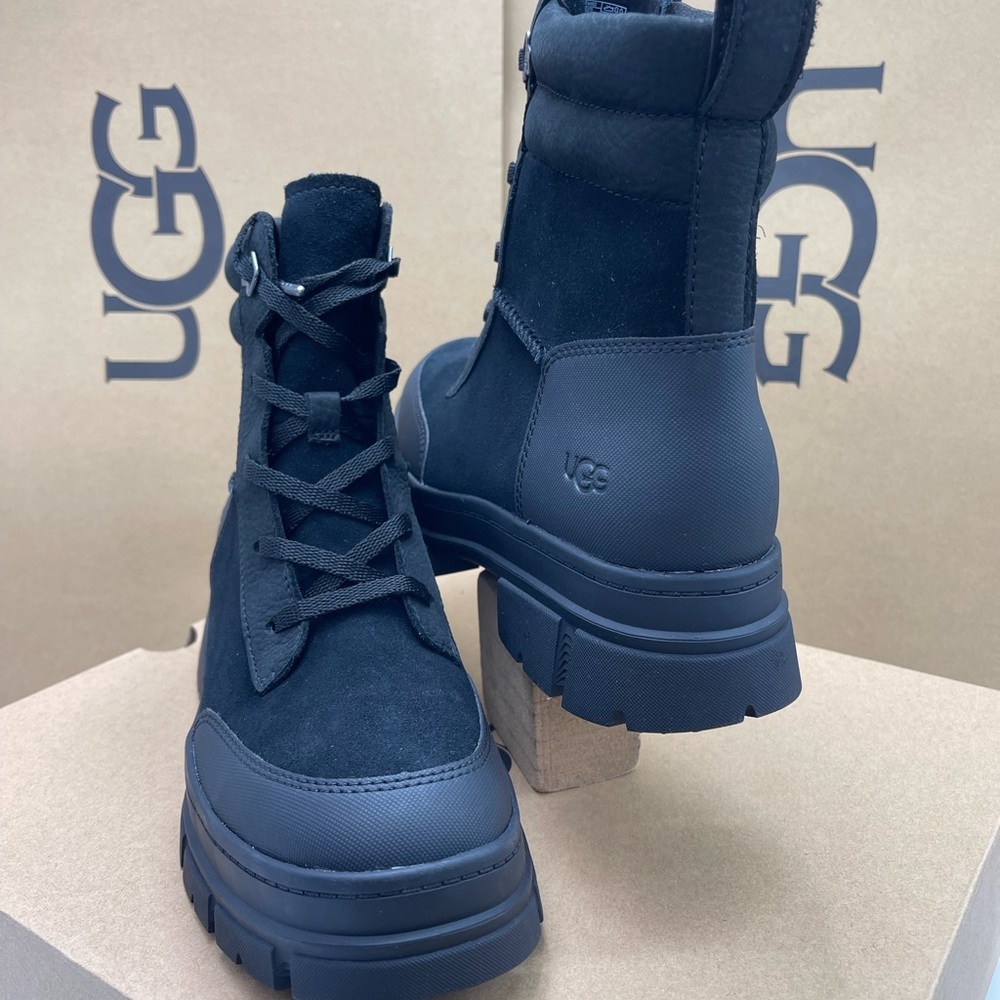 UGG Women's UGG
W / 1174492
W ASHTON WEATHERIZED LACE UP Boots Black - Picture 5 of 16